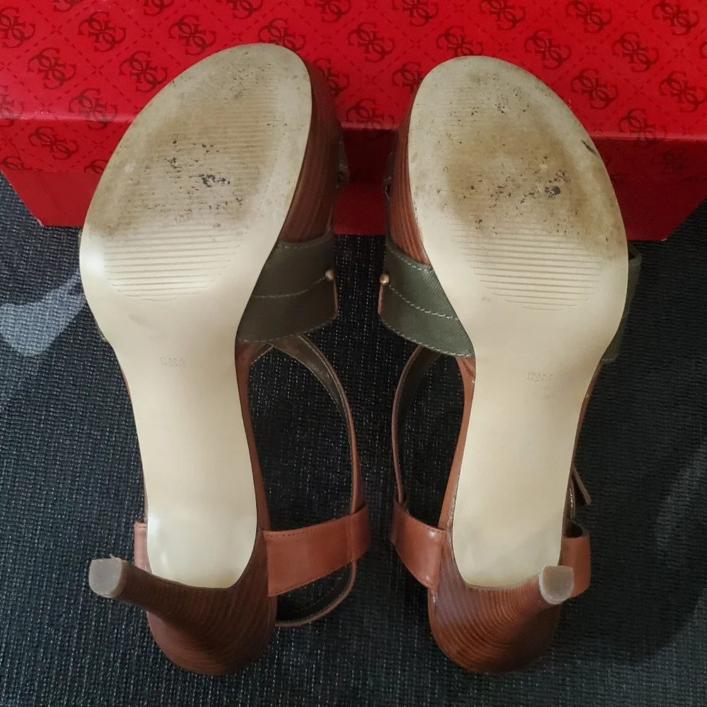 Guess Belloma Green Multi Leather Platform Sandals - Picture 9 of 11